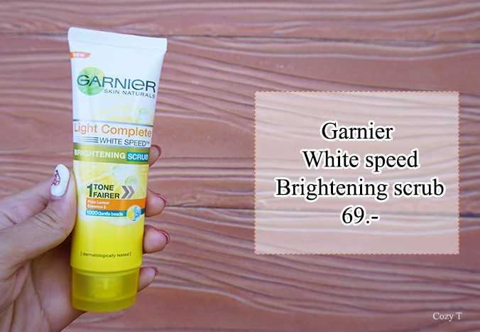 GARNIER Light Complete White Speed brightening scrub